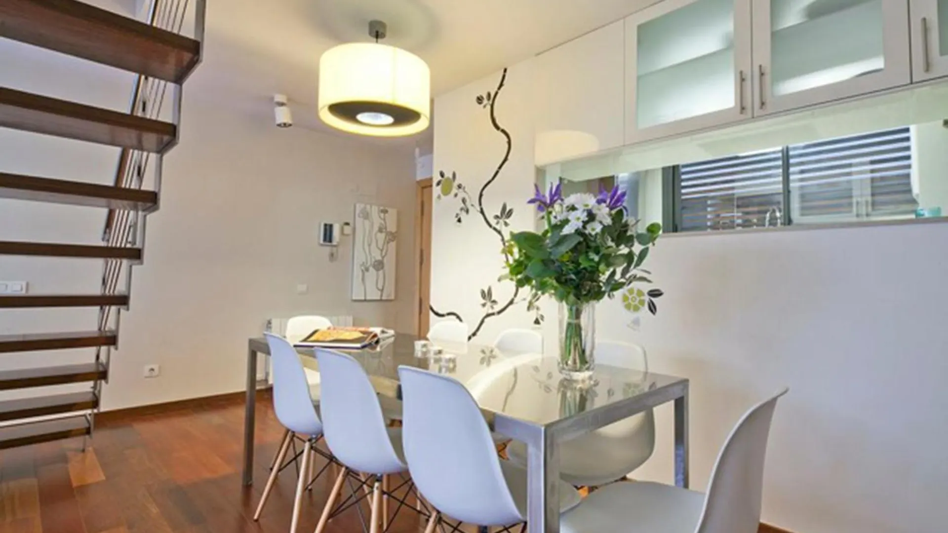 My Space Emirates - Splendid Apartment With Terrace And Pool Near Park Gueell バルセロナ 0*,